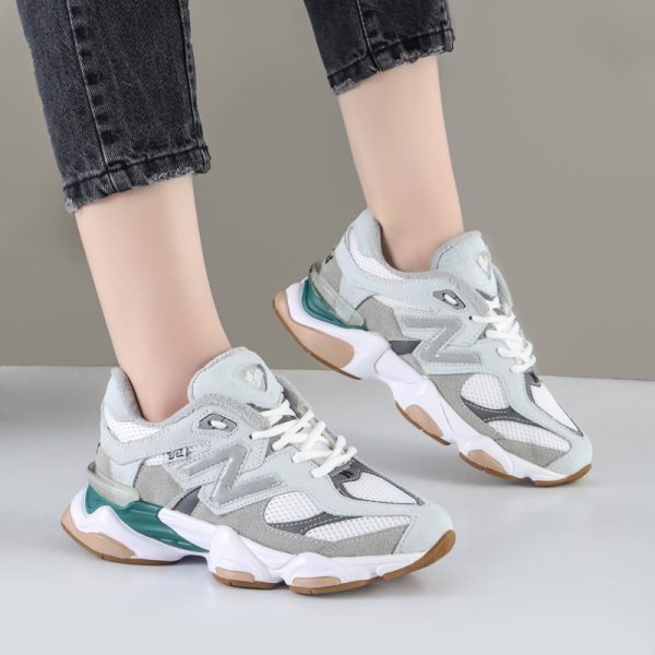 کفش و کتانی زنانه و دخترانه چرم طبیعی مدل نیوبالانس NEWBALANCE 9060 رنگ طوسی کد 8221