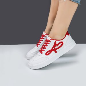 کفش و کتانی راحتی زنانه و دخترانه مدل امضا رنگ سفید قرمز کد M85475